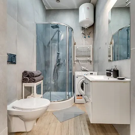 Platinum 7 Apartment